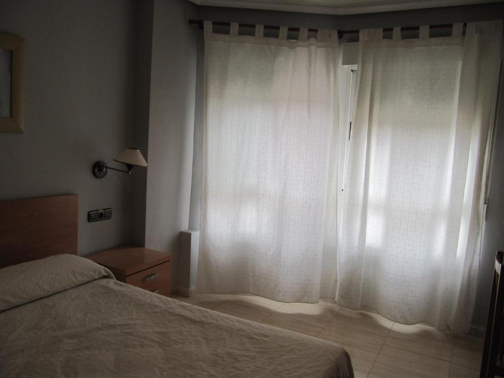 Hostal Meseguer Ел Алтет Стая снимка